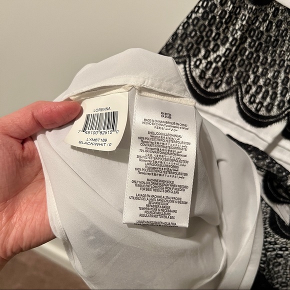 BCBG white with black lace sleeveless cocktail dress - Picture 7 of 7